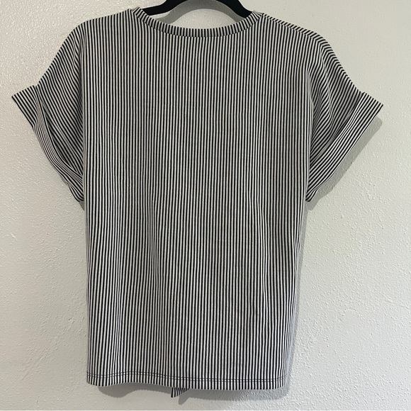 Express striped top w/short cuffed cap sleeves & waist tie. Sz XS. Preowned. EUC - Picture 3 of 6